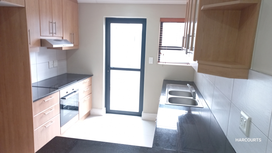 To Let 3 Bedroom Property for Rent in Zeekoevlei Western Cape